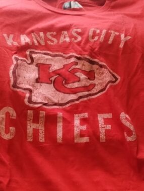 Red Graphic Tee - Women's Short Sleeve